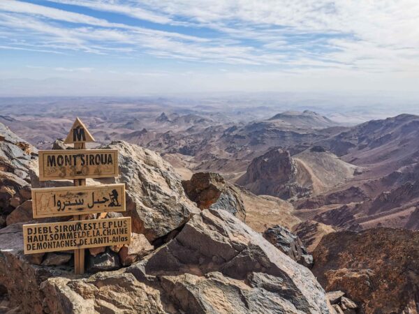 sommet Jbel Siroua trekking randonnee au maroc happy trip scaled 1